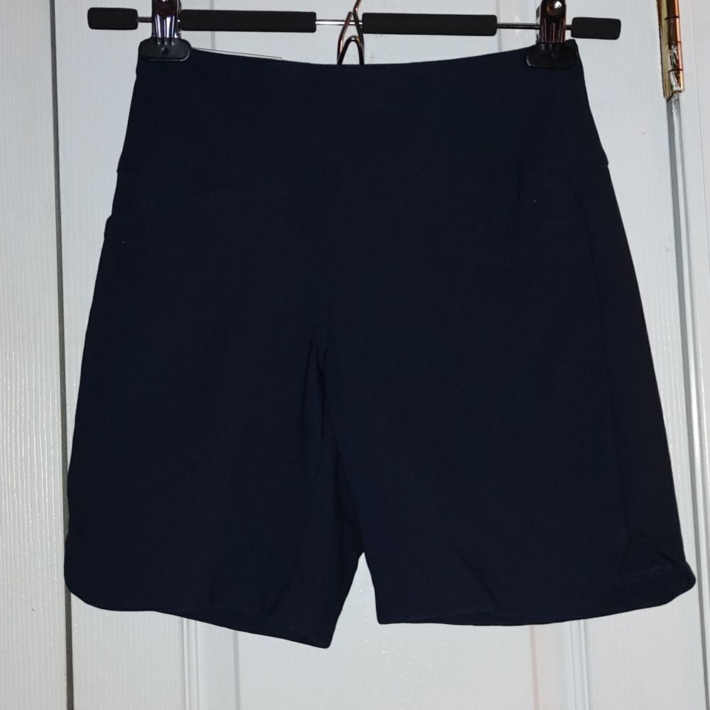 Lady Hagen Women's  Tummy Control Pull On 7'' Golf Shorts  Sz XS NWT